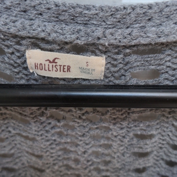 Hollister Knit Sweater Pullover - Picture 2 of 4
